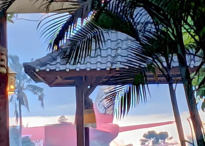 Uma Menuh Surf House ケラマス